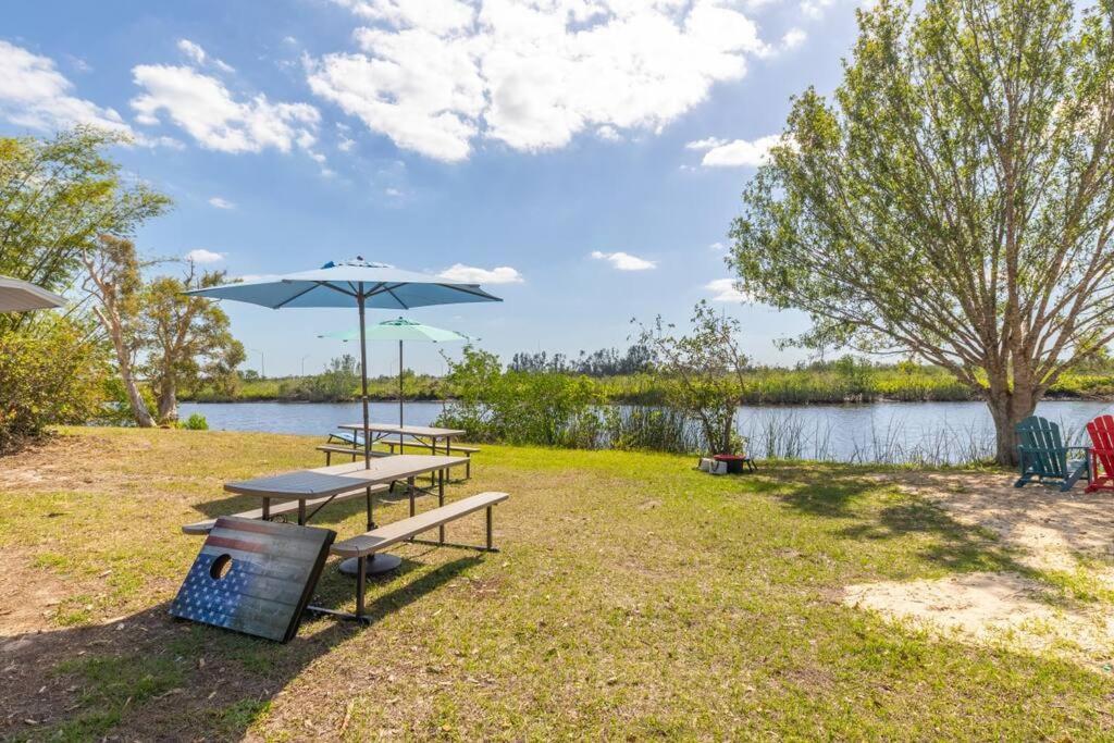 Beautiful Waterfront 1 Bedroom #4 Punta Gorda Kültér fotó